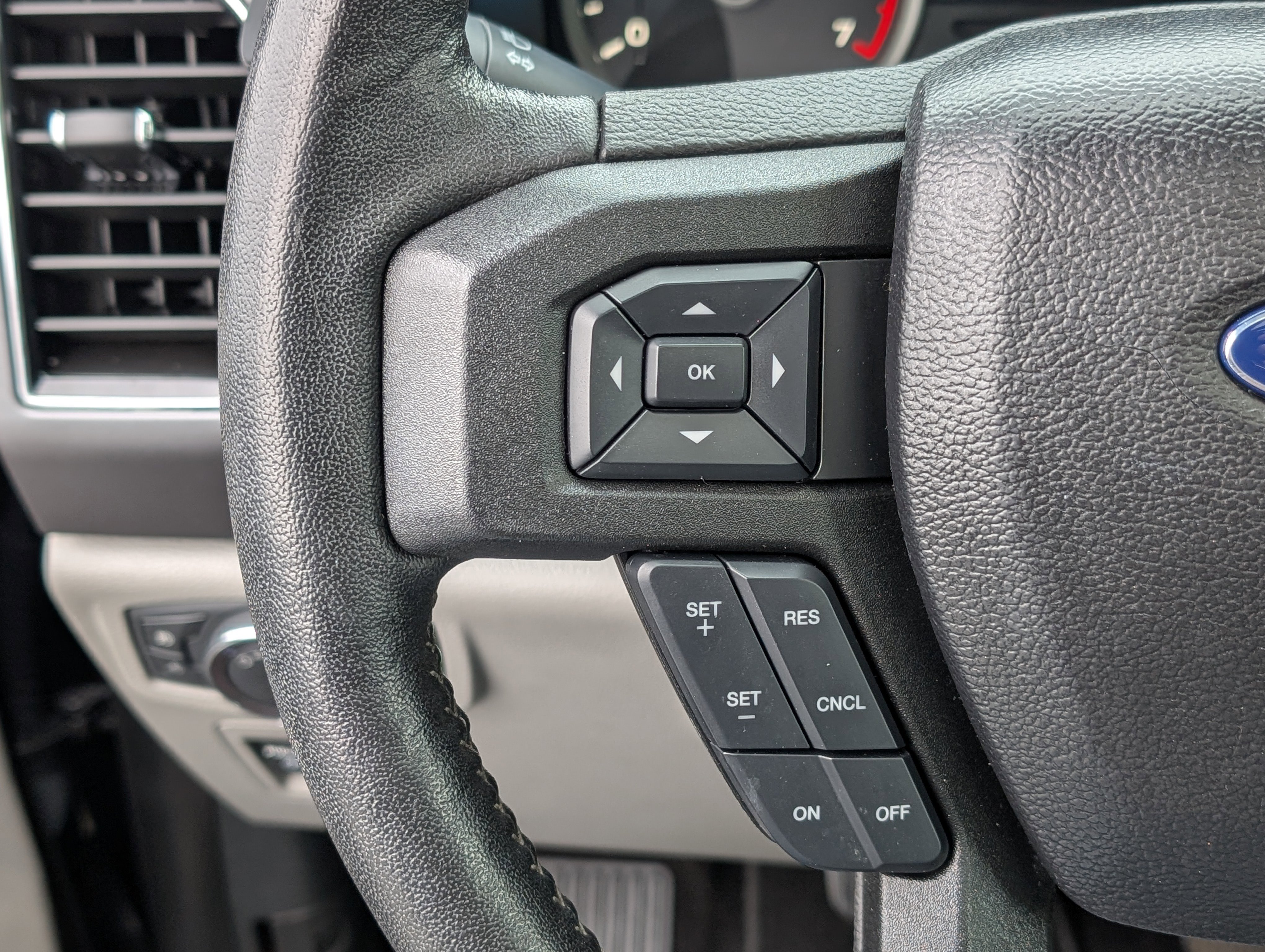 Certified 2019 Ford F150 XLT w/ Equipment Group 302A Luxury image 18