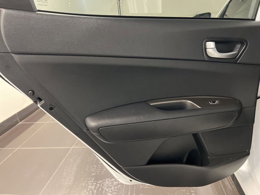 Used 2020 Kia Optima SE image 35