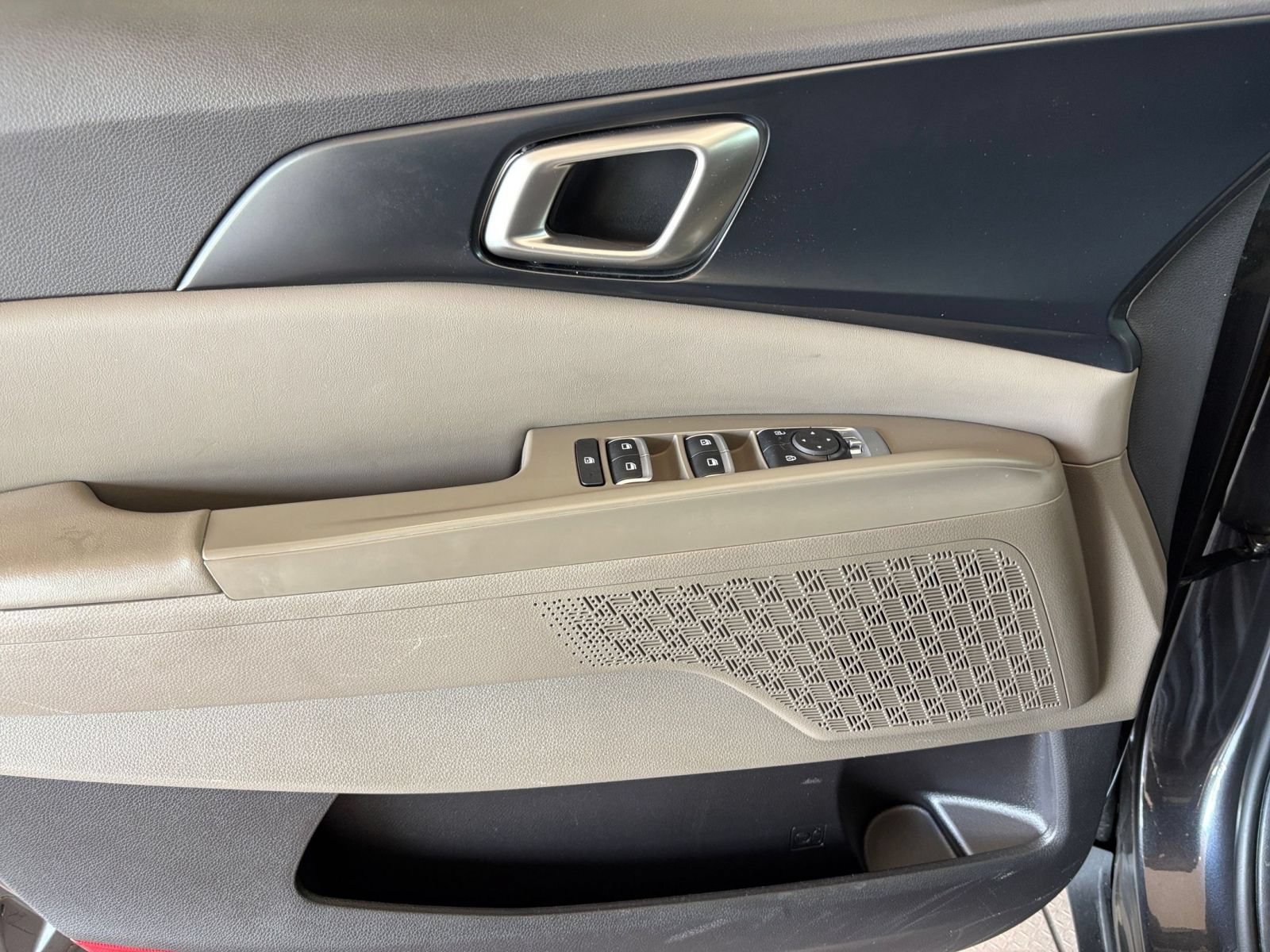 Used 2026 Kia Carnival FWD image 15