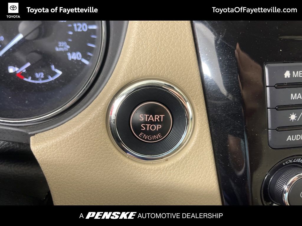 Used 2018 Nissan Rogue SL image 29