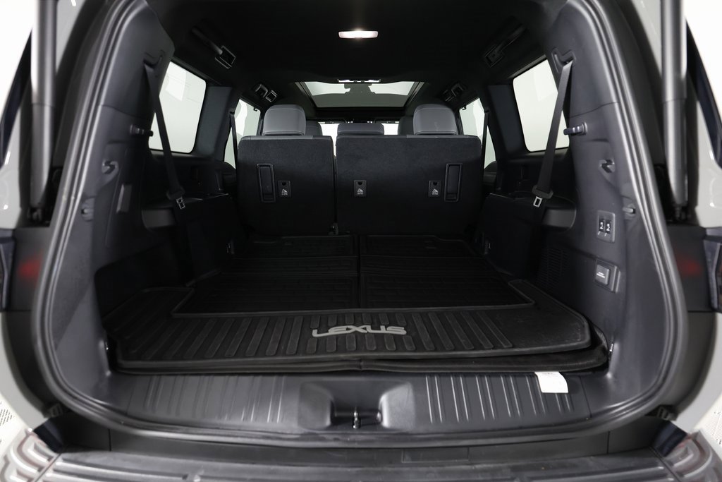 Used 2025 Lexus GX 550 image 14