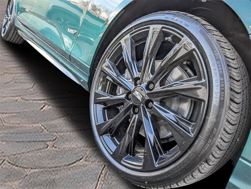 New 2026 Cadillac CT4 V image 5