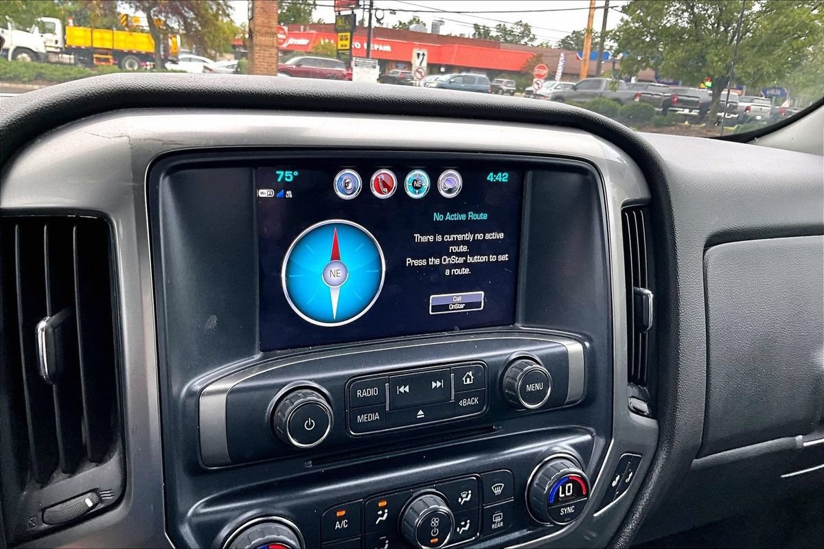 Used 2019 Chevrolet Silverado 1500 LT w/ All Star Edition AWD/4WD image 27