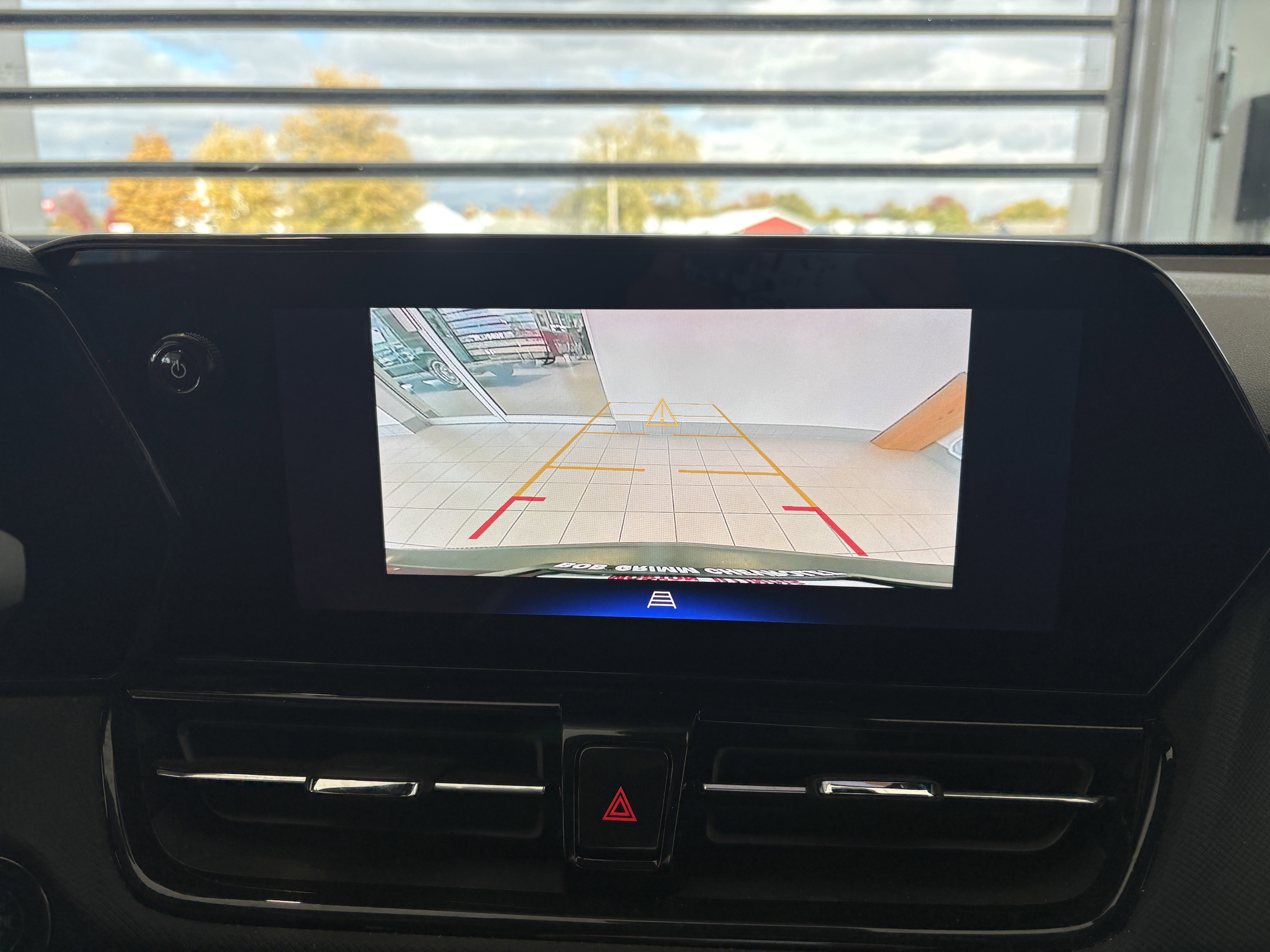 Used 2024 Chevrolet TrailBlazer RS w/ Convenience Package image 16