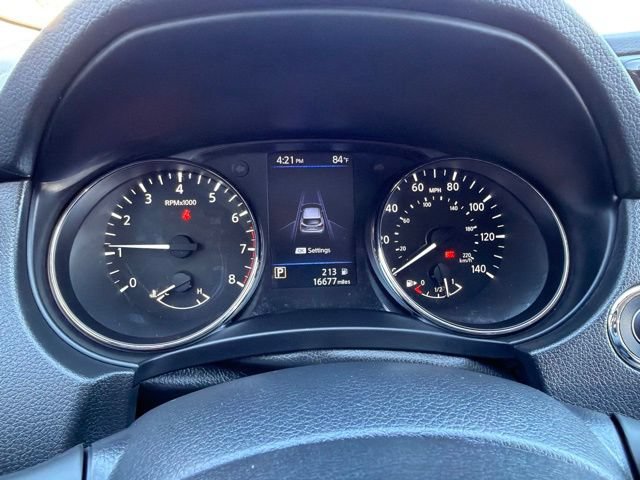 Used 2022 Nissan Rogue Sport SV w/ Technology Package AWD/4WD image 14
