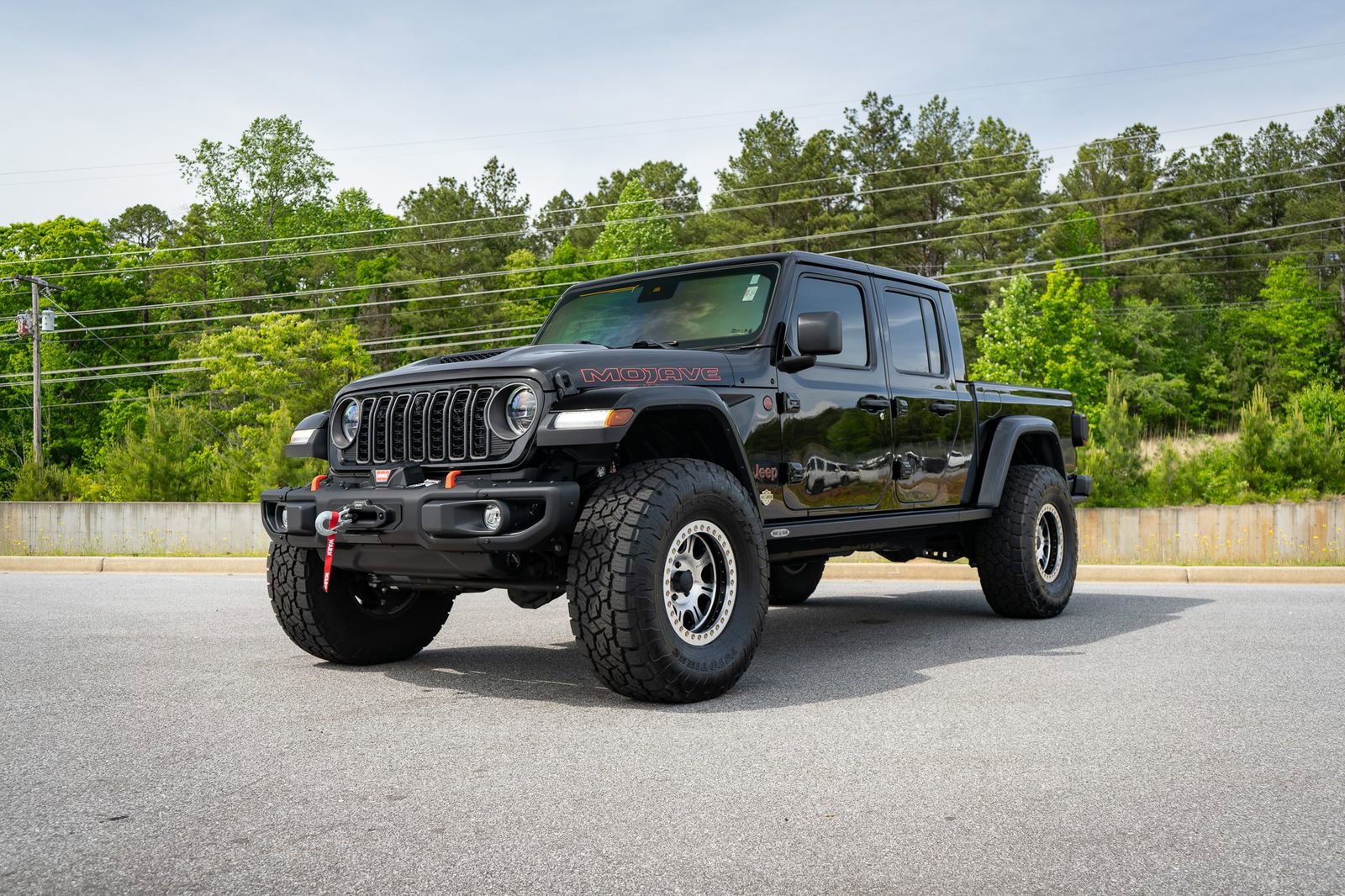 Used 2024 Jeep Gladiator Mojave AWD/4WD image 6