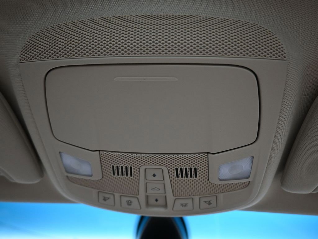 Used 2019 Lincoln MKZ Reserve w/ Reserve Plus Package image 24