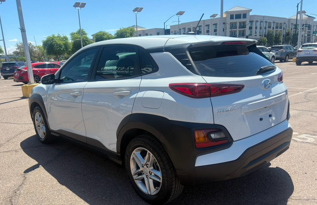 Used 2021 Hyundai Kona SE w/ Cargo Package FWD image 6