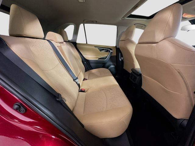 Certified 2020 Toyota RAV4 XLE w/ Convenience Package AWD/4WD image 29