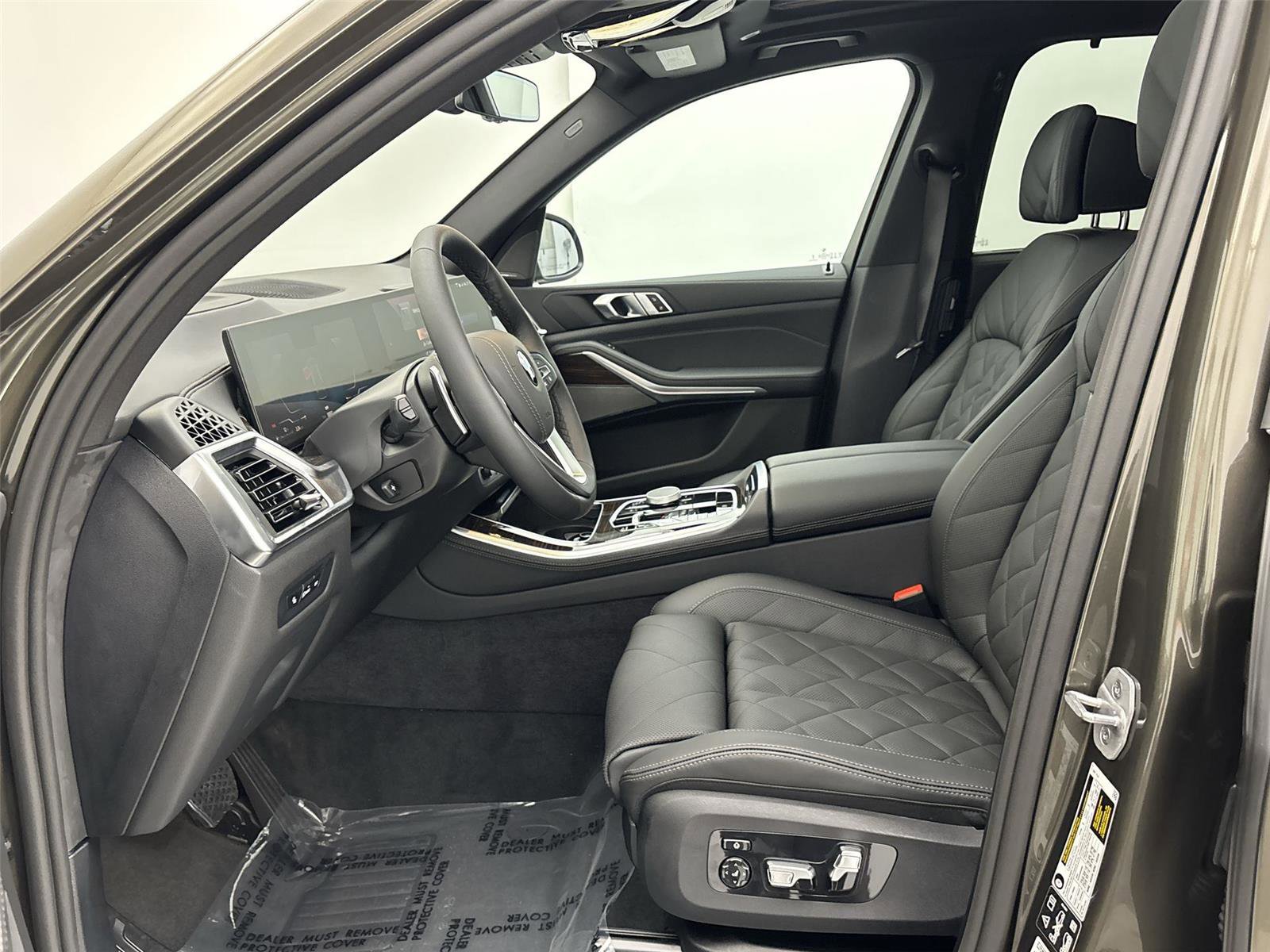 New 2026 BMW X5 xDrive40i w/ Climate Comfort Package image 25