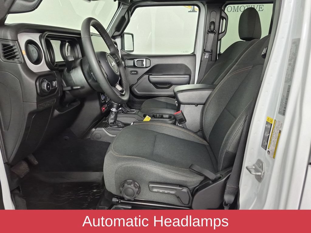 Used 2025 Jeep Wrangler Unlimited Sport AWD/4WD image 15