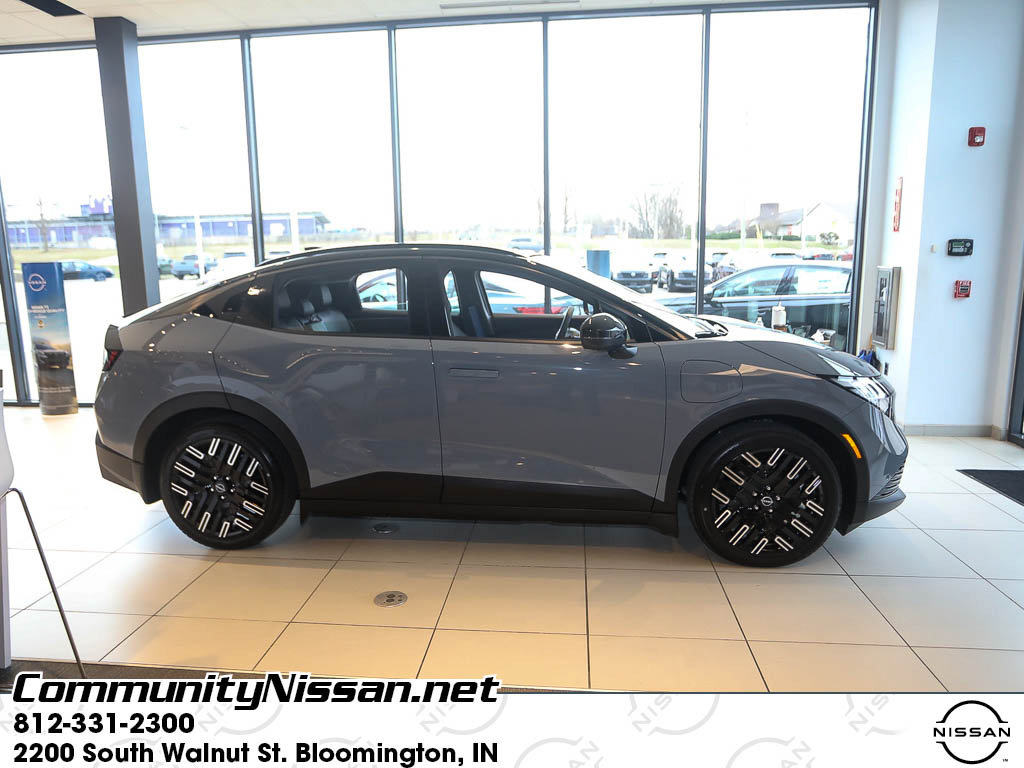 New 2026 Nissan Leaf Platinum+ w/ Cargo Package (Platinum+) FWD image 8