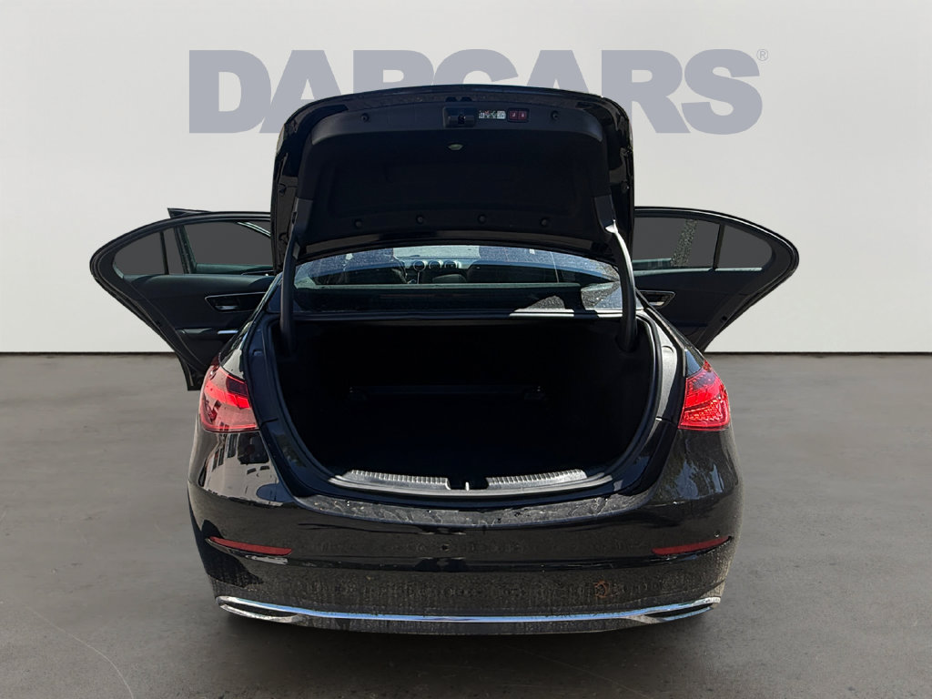 Used 2025 Mercedes-Benz C 300 4MATIC Sedan image 28