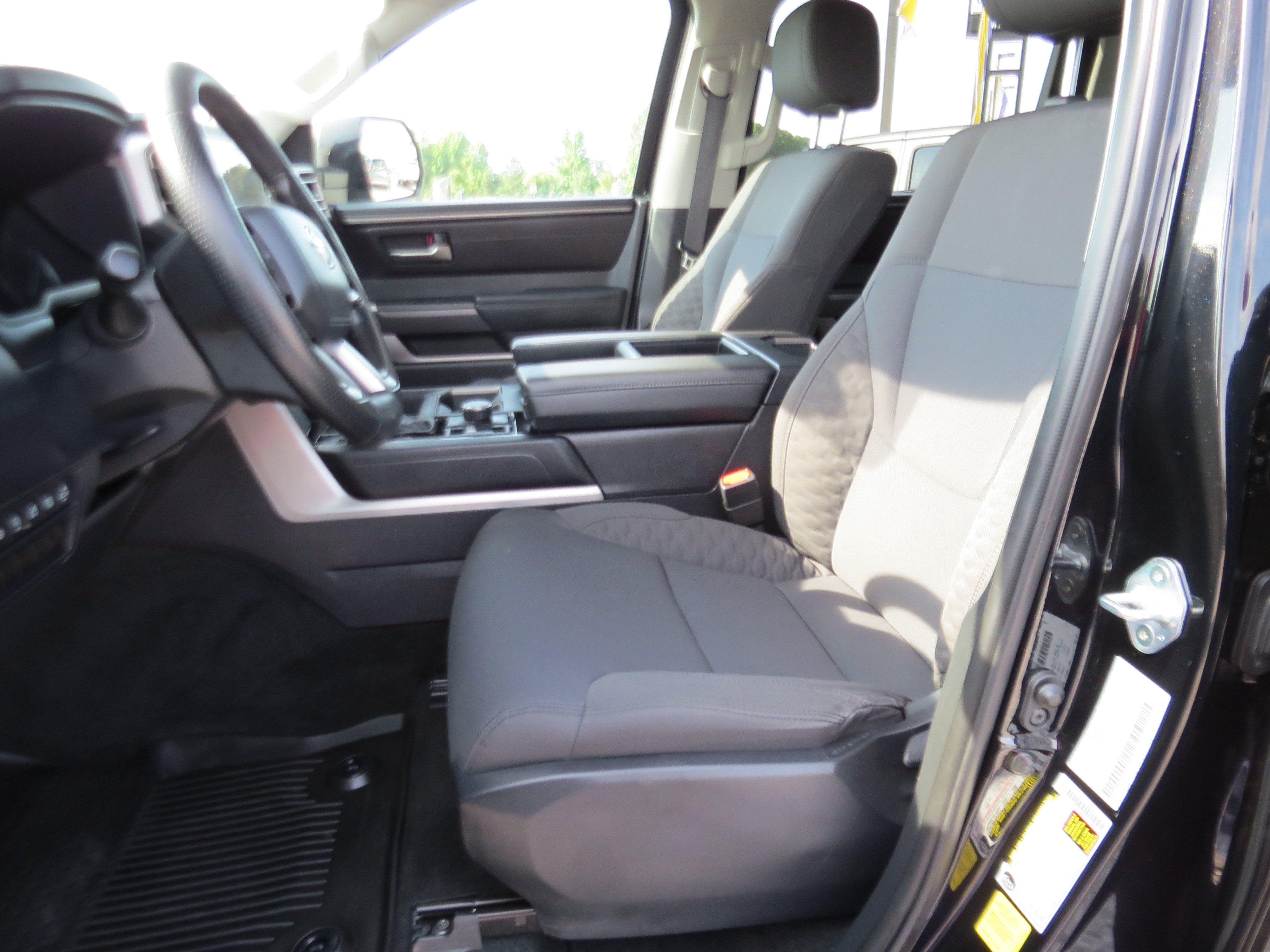 Used 2024 Toyota Tundra SR5 w/ SR5 Convenience Package AWD/4WD image 16
