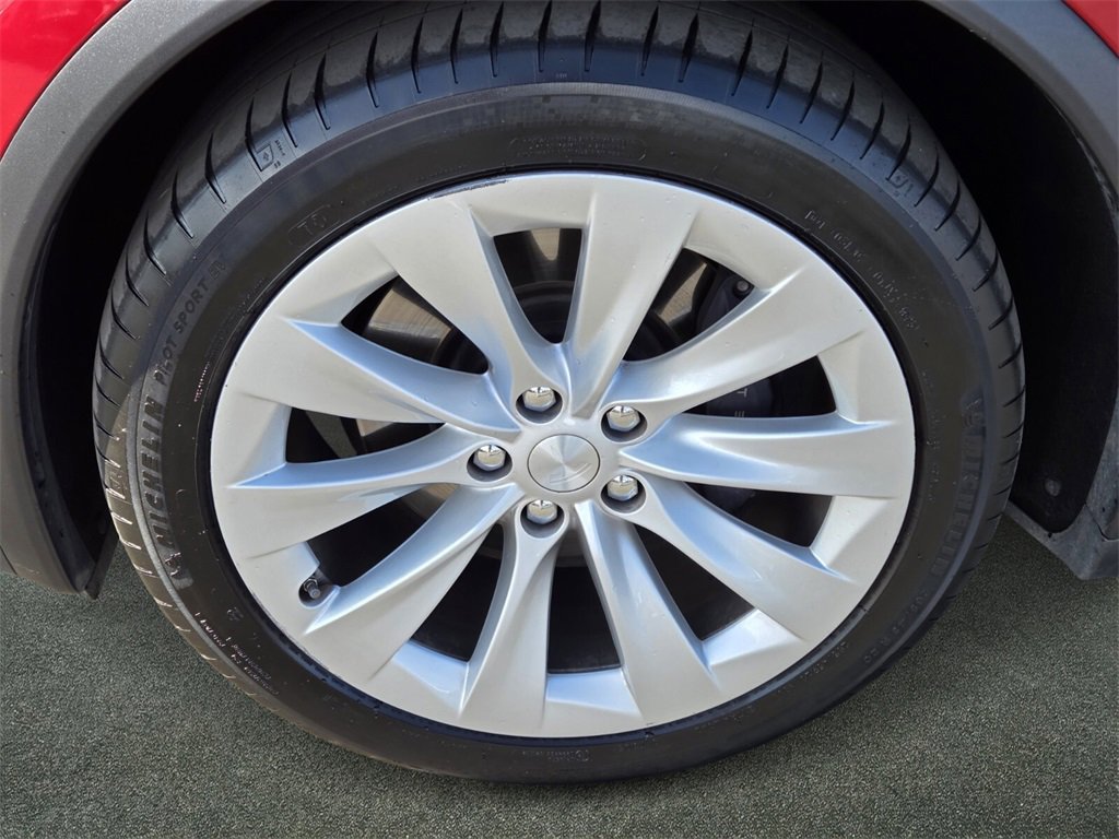 Used 2021 Tesla Model X Long Range image 5