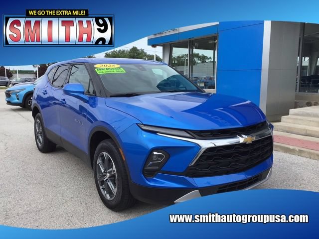 Certified 2025 Chevrolet Blazer LT AWD/4WD image 1