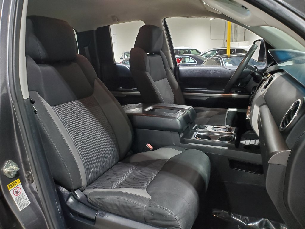 Used 2014 Toyota Tundra SR5 w/ SR5 Upgrade Package RWD image 14