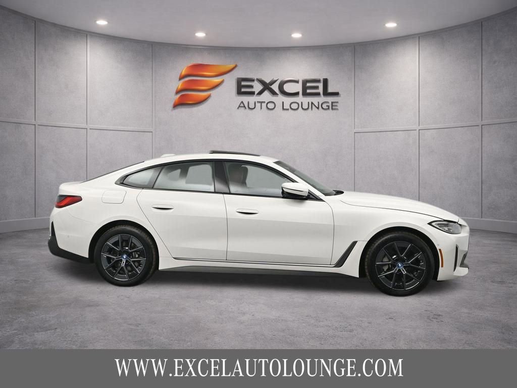 Used 2023 BMW i4 eDrive35 w/ Premium Package image 7