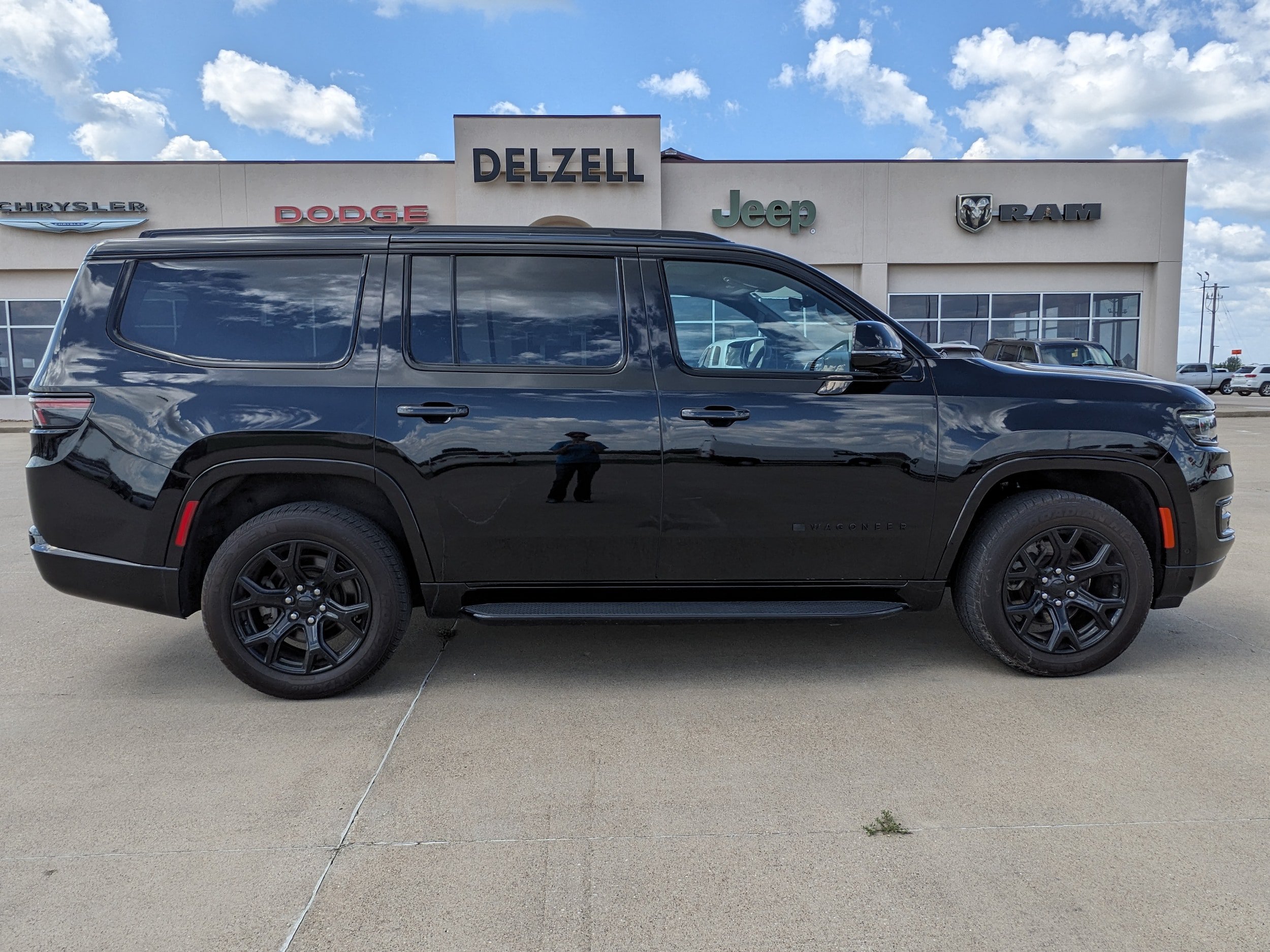 Used 2024 Jeep Wagoneer Series II