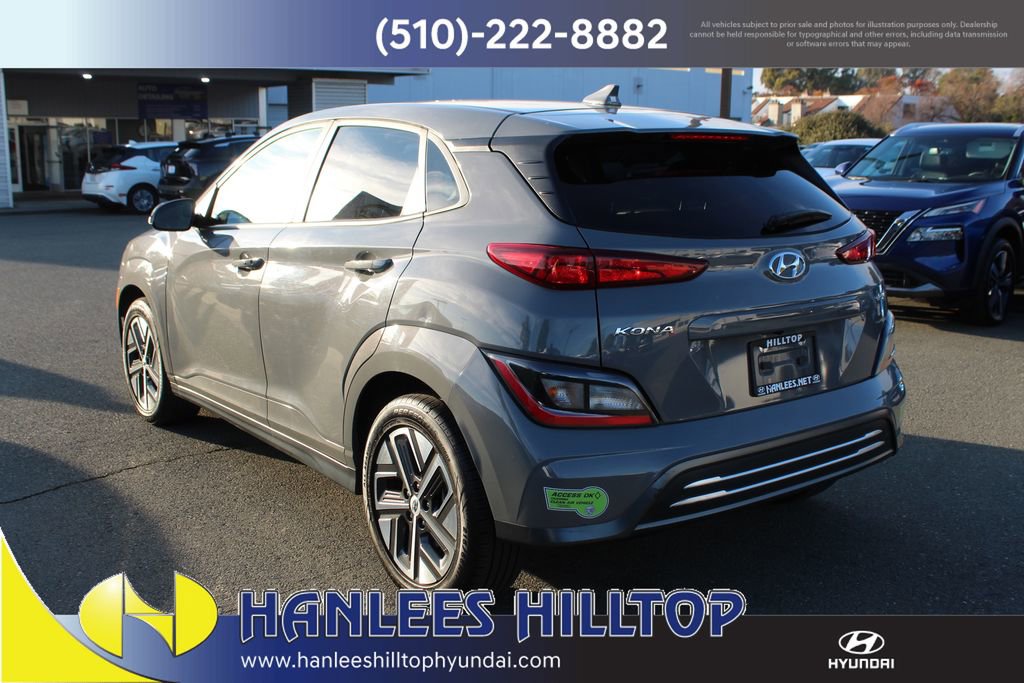Used 2023 Hyundai Kona SE w/ Cargo Package image 9