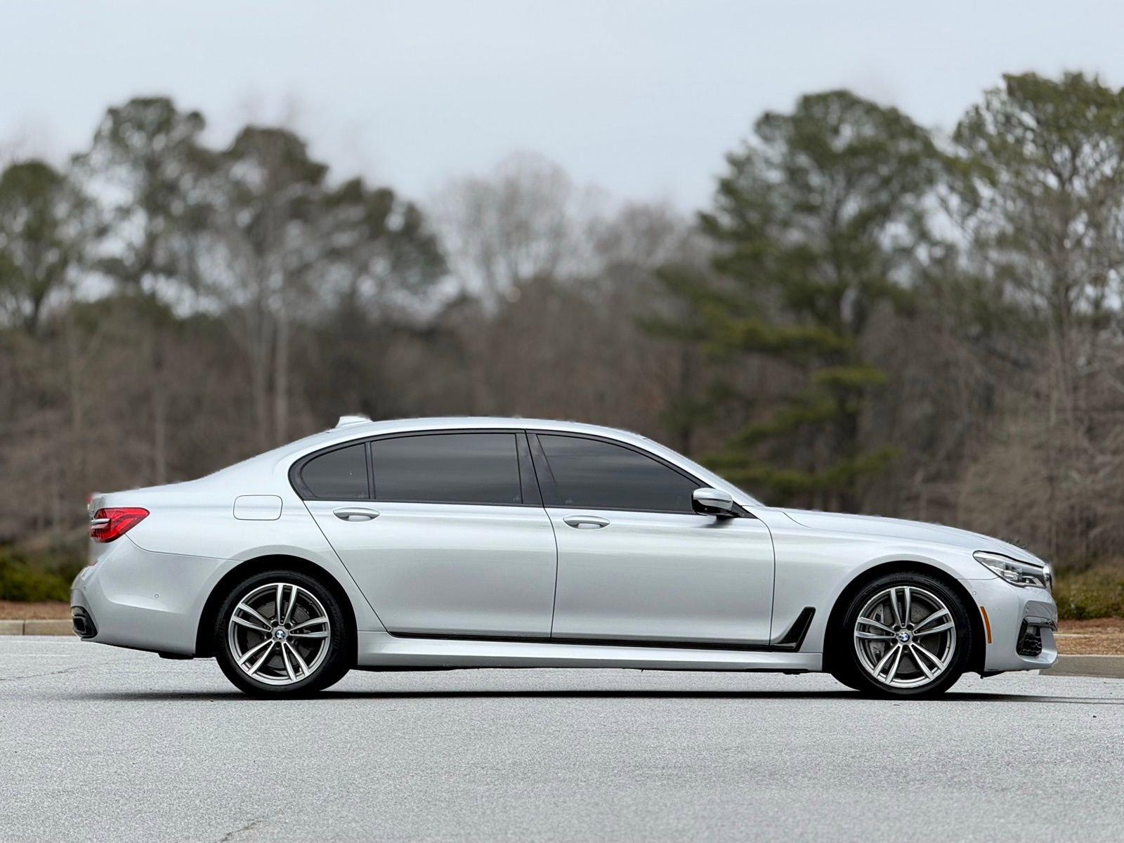 Used 2018 BMW 750i xDrive image 11