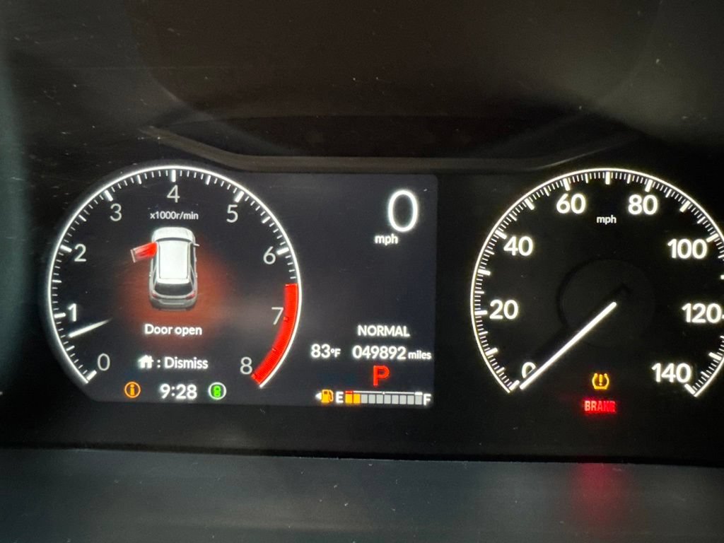 Used 2025 Honda Pilot Sport image 13