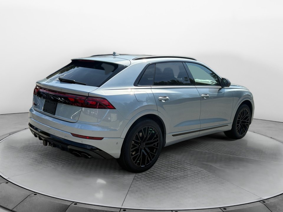 New 2027 Audi SQ8 Prestige AWD/4WD image 7