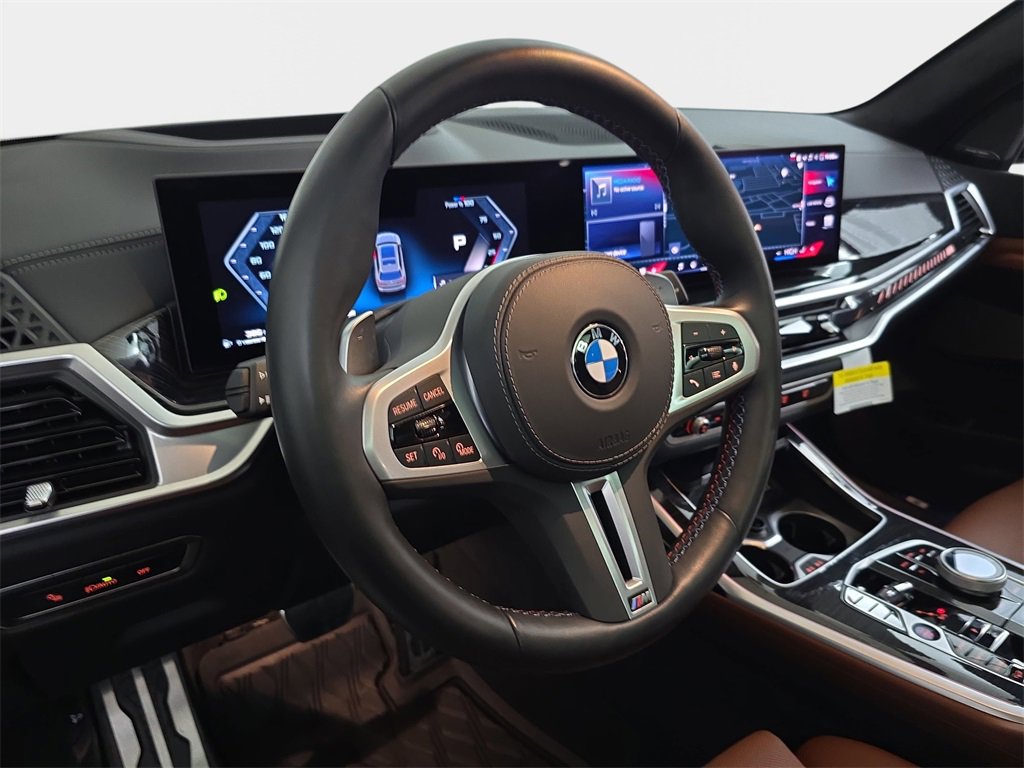 Used 2025 BMW X7 M60i w/ Executive Package image 19