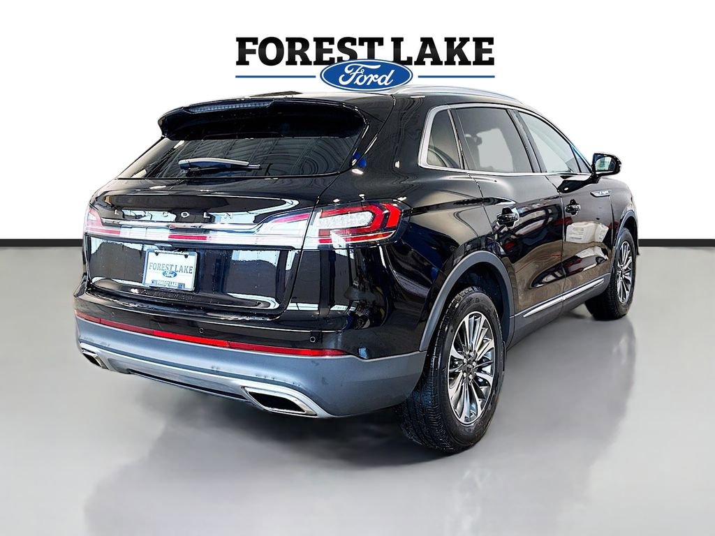 Used 2023 Lincoln Nautilus AWD w/ Premium Package image 7