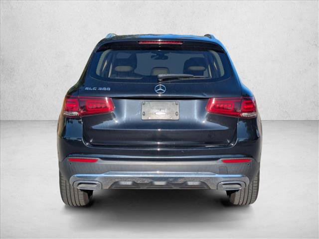 Used 2021 Mercedes-Benz GLC 300 image 4