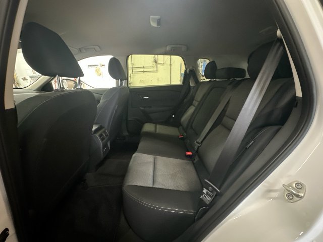 Used 2026 Nissan Rogue SV AWD/4WD image 30