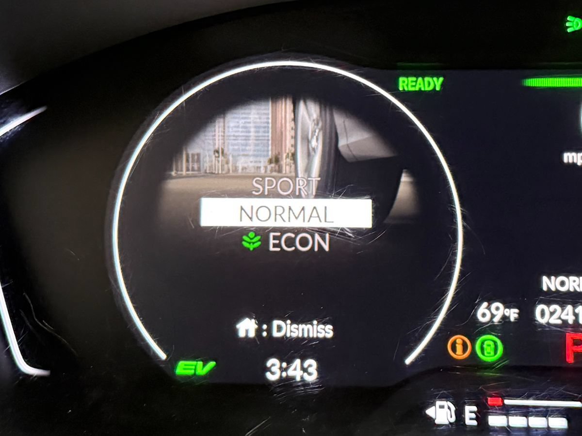 Used 2025 Honda Civic Sport image 19