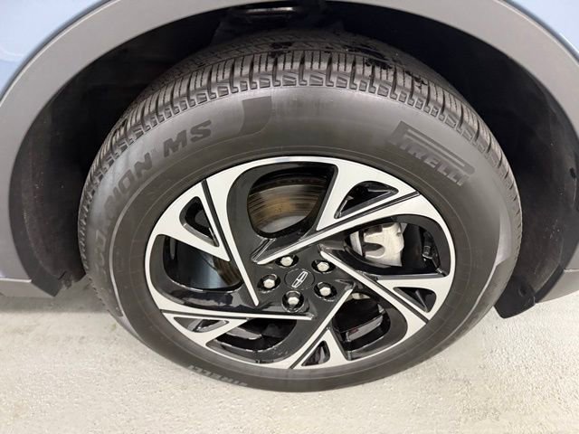 Used 2025 Lincoln Nautilus Premier image 5