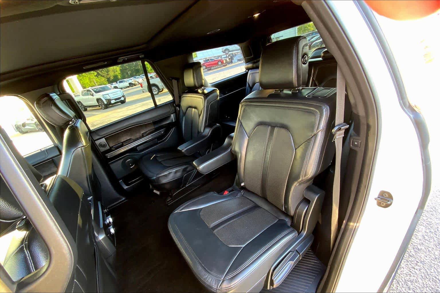 Used 2018 Ford Expedition Limited w/ Equipment Group 302A image 20