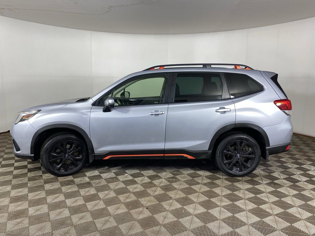 Used 2023 Subaru Forester Sport image 9