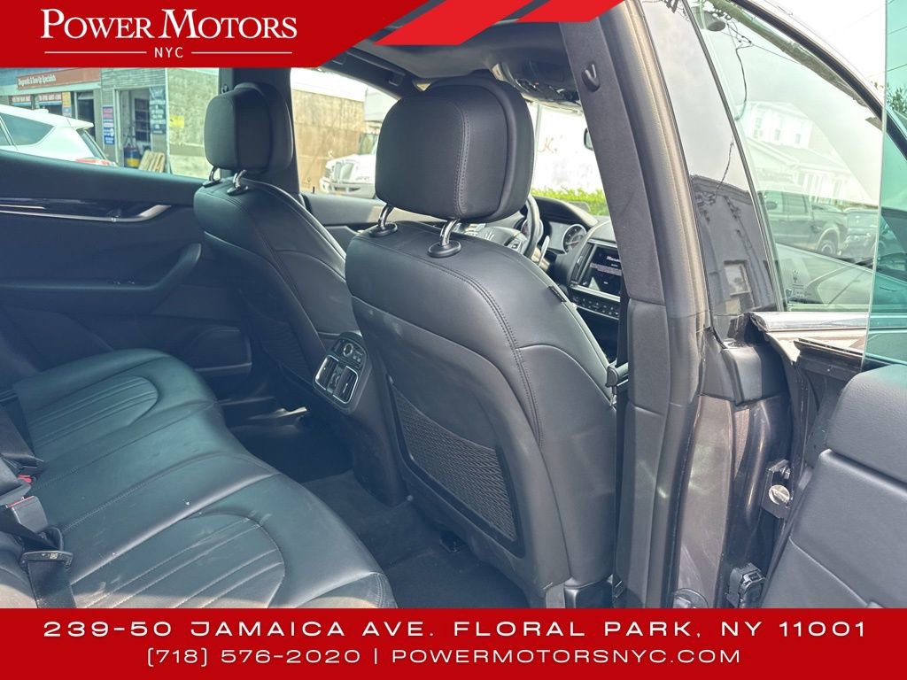 Used 2023 Maserati Levante Modena image 19