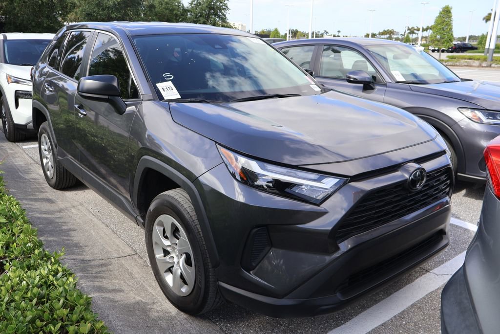 Used 2023 Toyota RAV4 LE image 5