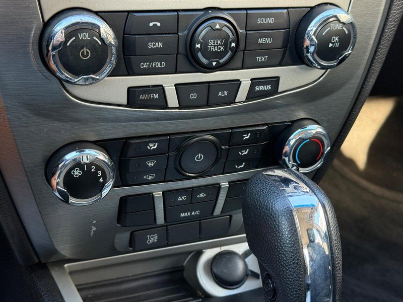 Used 2012 Ford Fusion SE image 16