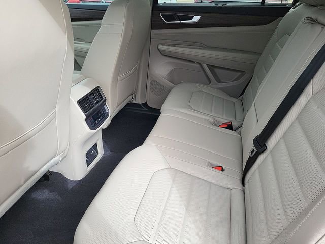 New 2026 Volkswagen Atlas SEL image 13