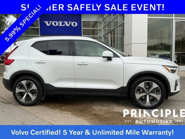 Certified 2023 Volvo XC40 B5 Plus w/ Driver Assist Package AWD/4WD image 7