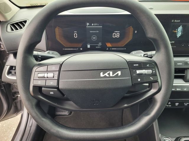 Used 2025 Kia K4 LXS image 17