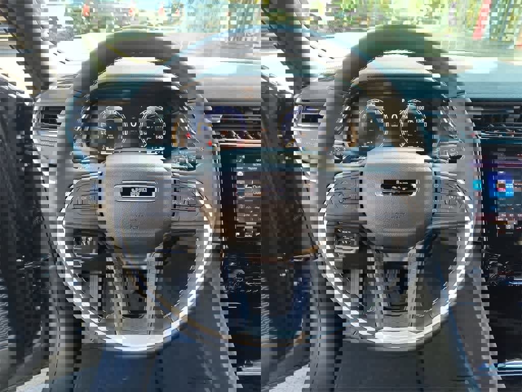 New 2025 Jeep Grand Cherokee Laredo X w/ Luxury Tech Group I image 14