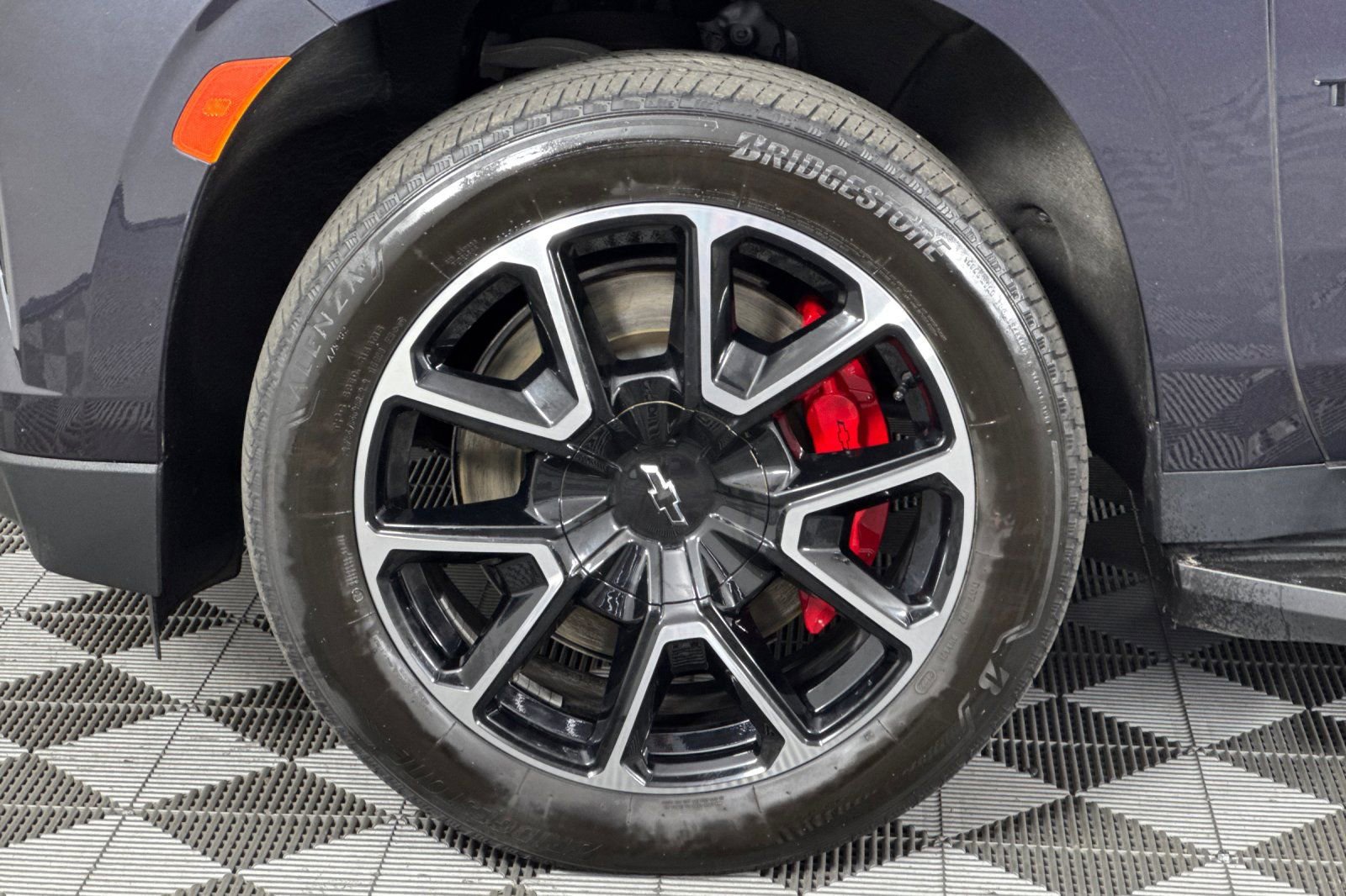 Used 2022 Chevrolet Tahoe RST w/ Sport Performance Package AWD/4WD image 9