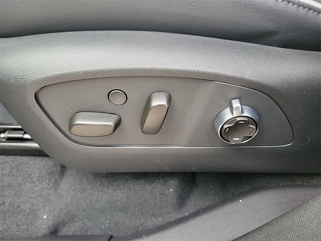 New 2026 Buick Enclave Avenir w/ Super Cruise Package image 17