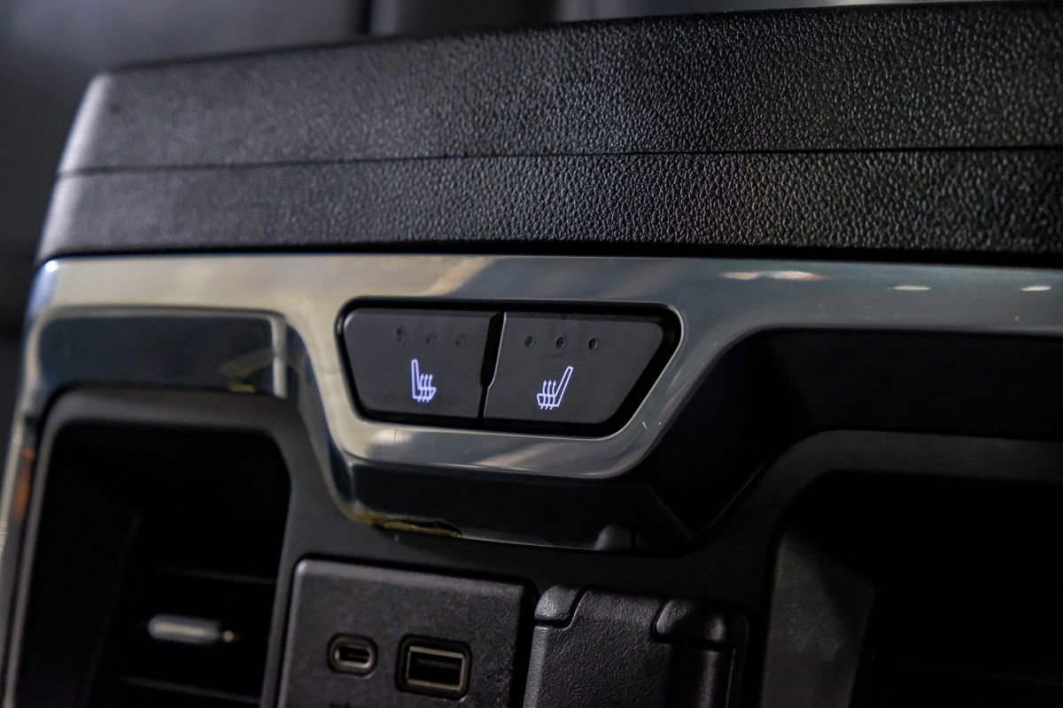 Used 2020 GMC Sierra 3500 AT4 w/ AT4 Premium Package image 34