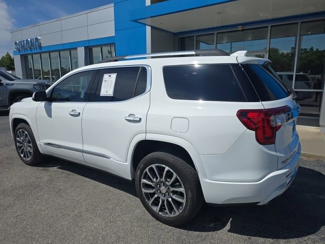 Used 2023 GMC Acadia Denali AWD/4WD image 3