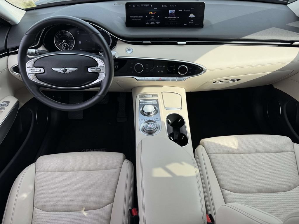 Certified 2023 Genesis GV70 2.5T w/ Select Package AWD/4WD image 14