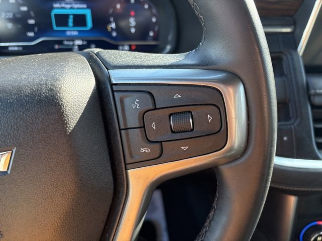 Used 2023 Chevrolet Suburban Premier image 12