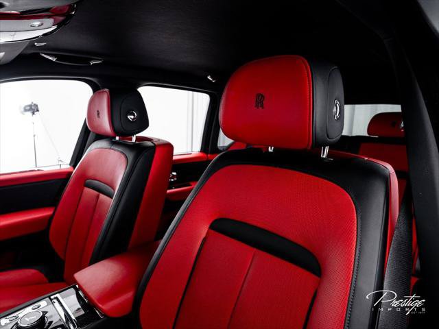 Used 2022 Rolls-Royce Cullinan Black Badge AWD/4WD image 30