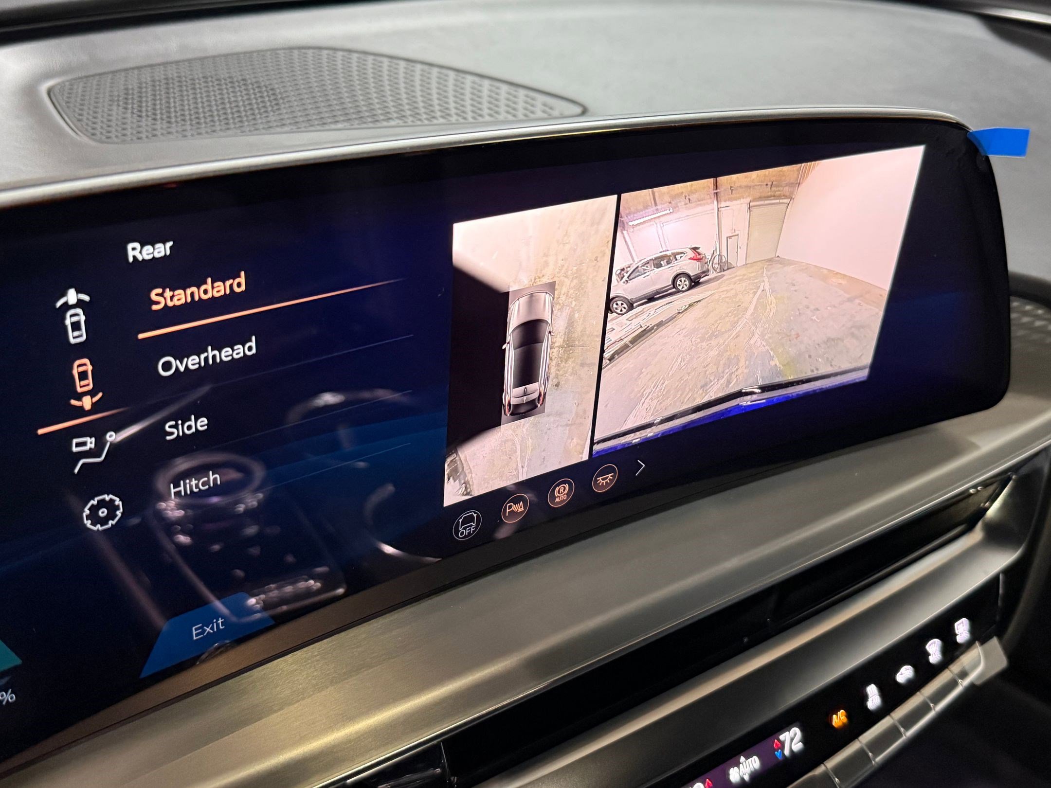 New 2026 Cadillac Lyriq Sport AWD/4WD image 32